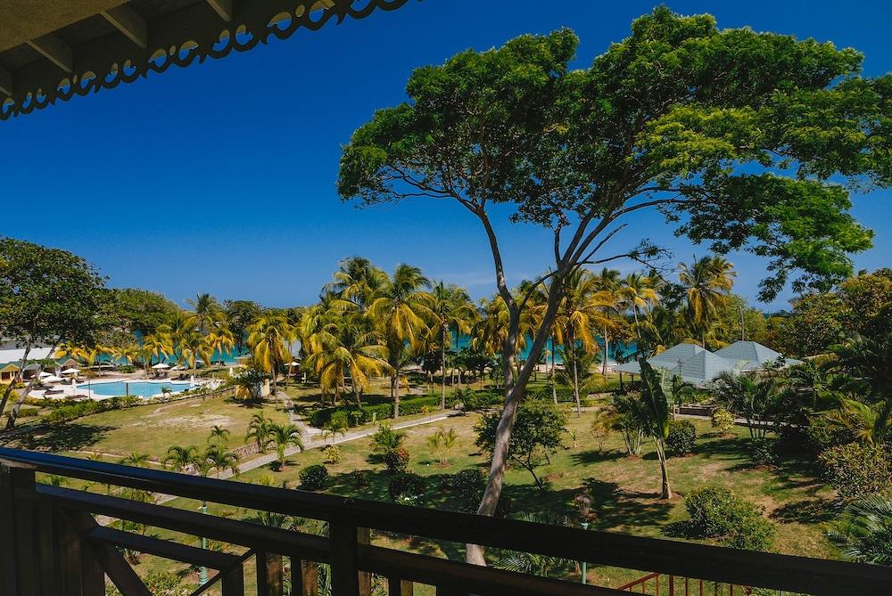 Bequia Beach Port Elizabeth 外观 照片